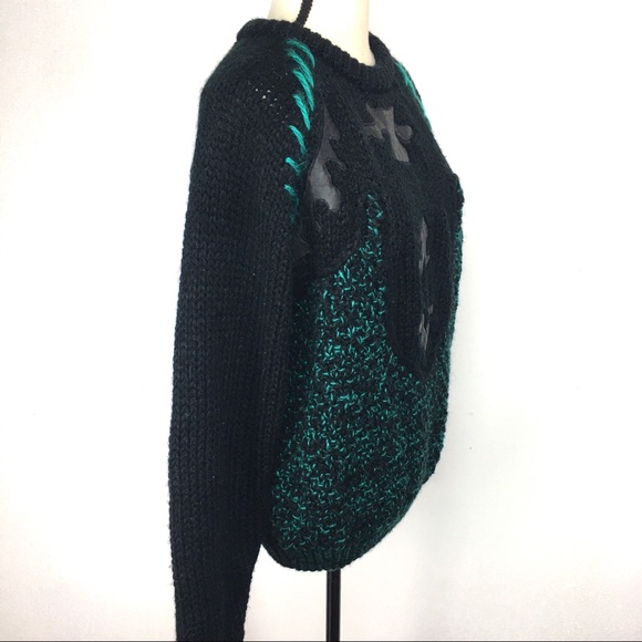 Vintage 80's Forum sweater with leather accents! - Picture 2 of 6